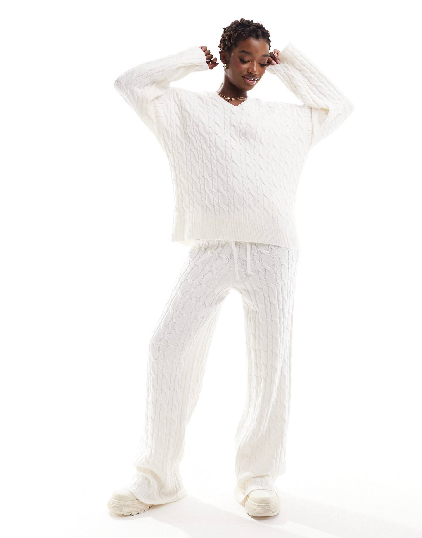 💸 Cozy Cable Knit Set