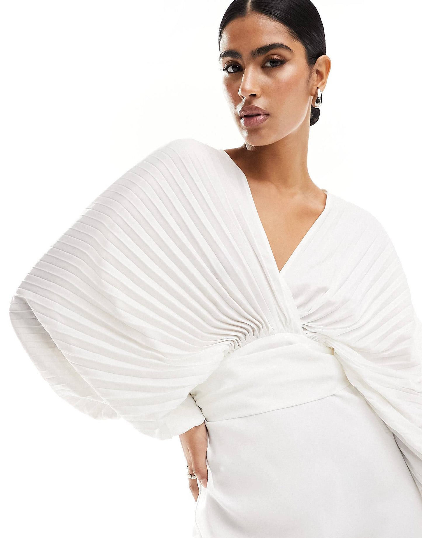 π Eternal Elegance - Ivory Satin Pleated Maxi Dress