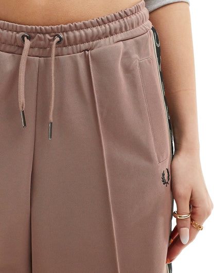 👖 Rose Rhythm - Wide-Leg Training Trousers